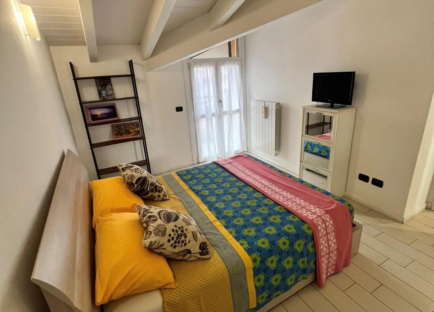 Ferienwohnung Mansarda Polpetta Corsico Apartment